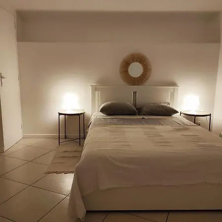 La Petite Bergerie Holiday home Argelliers