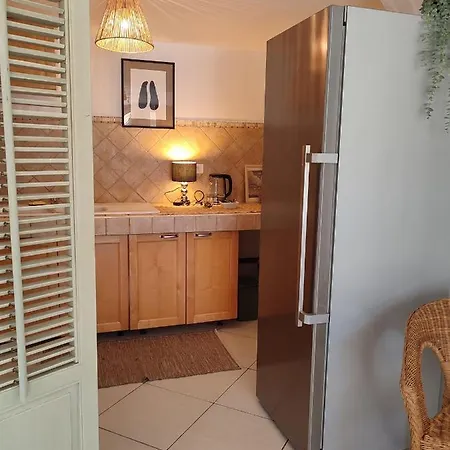 La Petite Bergerie Holiday home Argelliers